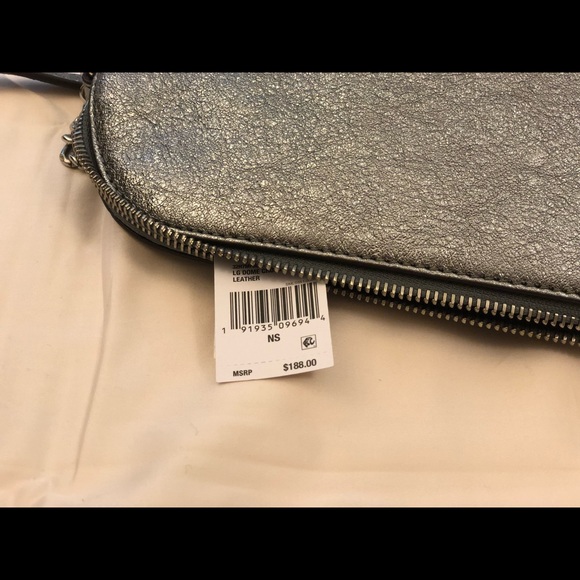 Michael Kors metallic crossbody - Picture 3 of 7